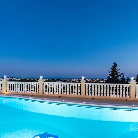 Exclusive With Stunning View Villa Benahavís