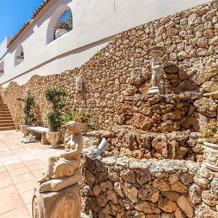 Exclusive With Stunning View Villa